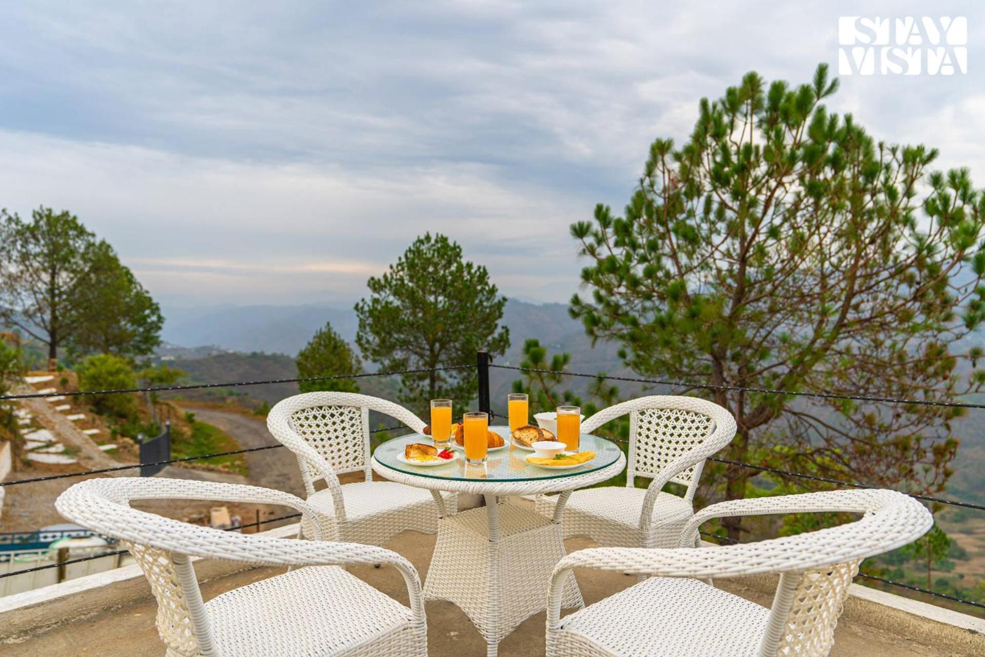 Stayvista At Luna Nova With Outdoor Pool - Ranikhet Εξωτερικό φωτογραφία