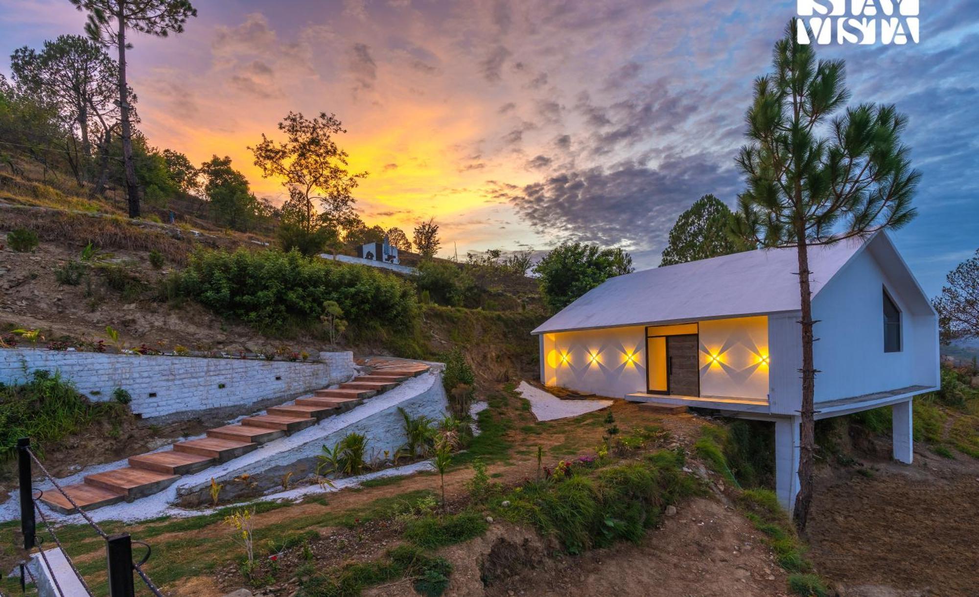 Stayvista At Luna Nova With Outdoor Pool - Ranikhet Εξωτερικό φωτογραφία